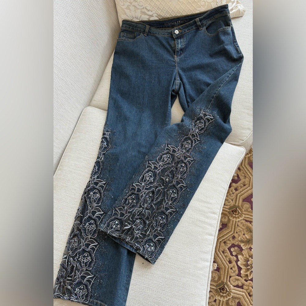 Boston Proper Dark Blue Denim Pants embroidered floral accented